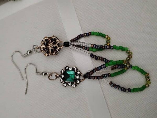 green earrings