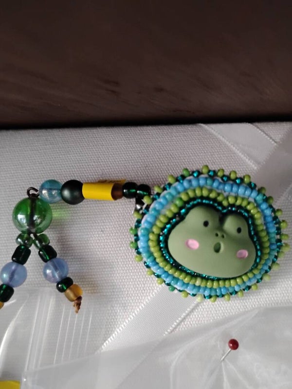 frog hair clip