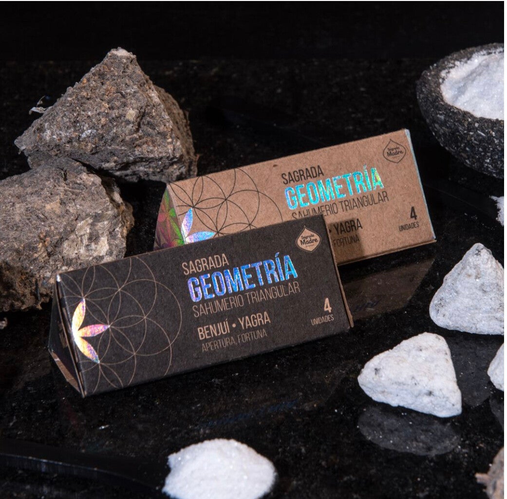 Driehoekige Wierook met Met Benzoe en en Yagra