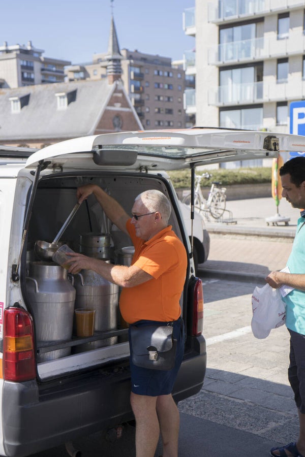 Dinsdag/Mardi 12 Oktober/Octobre 2021 : Uiensoep/soupe à l'ognions of/ou tomatensoep-balletjes/tomates-boulettes