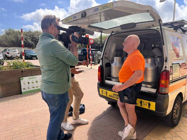 Dinsdag/Mardi 30 December/Decembre 2025: Kervel-balletjes/Cérfeuil-boulettes of/ou Tomaten/Tomates