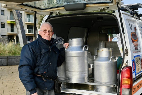Donderdag/Jeudi 8 April/Avril 2021   : Asperges of/ou tomaten-balletjes/tomates-boulettes