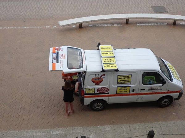 Zaterdag/Samedi 24 April/Avril 2021  : Erwtensoep met spek/St-germain(petits pois) of Tomatensoep/Tomates