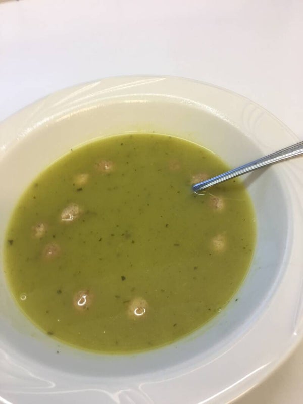 Zaterdag 27 Juni : Kervel-balletjes of tomaten-groenten met kip