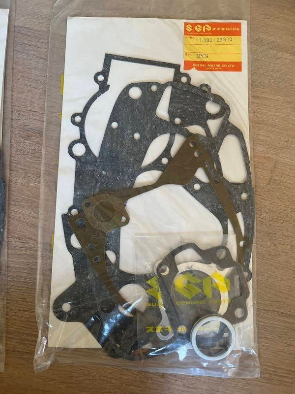 Suzuki Gasket Set Engine Complete - Pakkingset -RV90 - Original