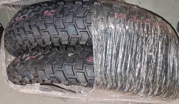 Tires 12 x 670 - RV125 - Bridgestone - 6.70-12 Tire / RV125 Bridgestone 6.70-12 Reifen