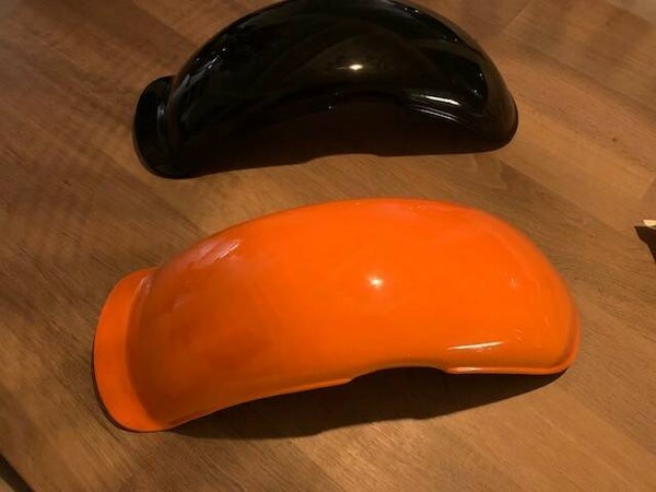 Suzuki Front Fender / Mudguard / Spatbord Voorzijde - RV50 - Replica - RV50 Kotflügel Vorne / Kotflügel (Nachbau)