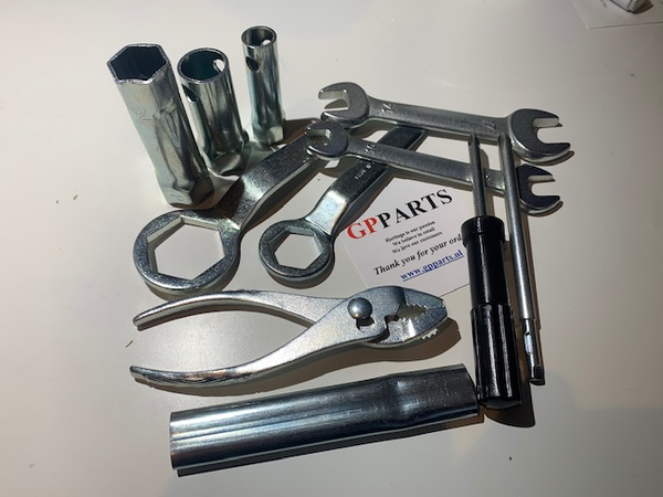 Yamaha ToolKit OEM NEW / ToolKit Original NEU (12 Pcs)