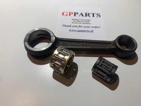 Suzuki Connecting Rod/Drijfstang Set - RV90 - 12161-23000