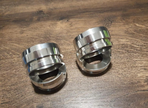 Suzuki Fork Rubber Stem / Gabelfaltenbalg Halter - Suzuki RV50 - 51575-27410