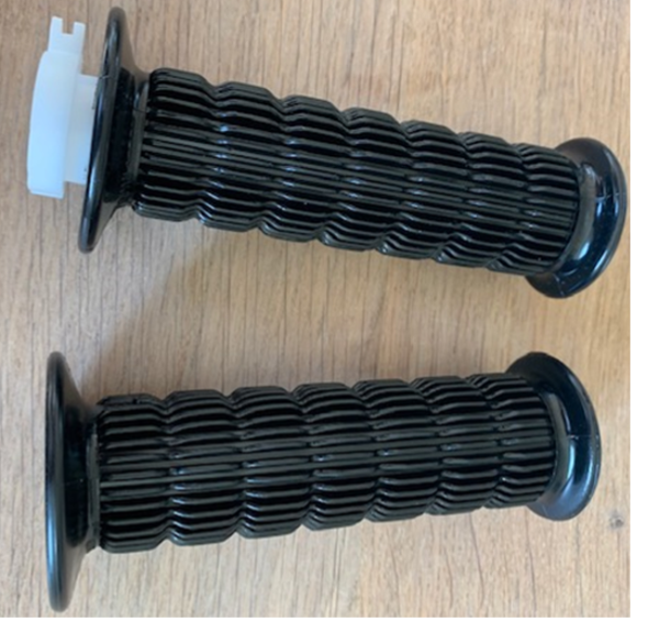 Suzuki Grip - Handvaten Set - RV90/RV125 - OEM Original - 57110-28010/57211-15110