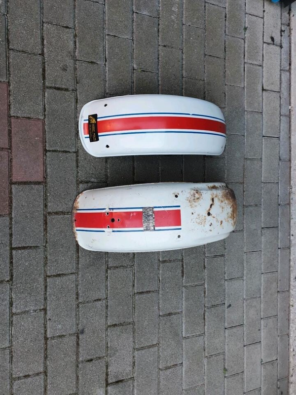 Suzuki Rear Fender / Mudguard / Spatbord Achterzijde - RV90 - Used