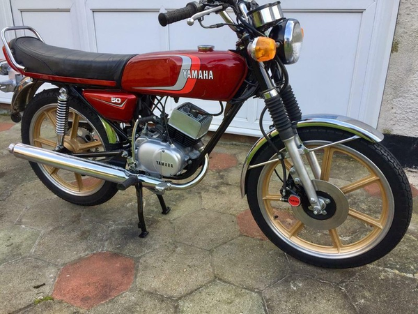 Yamaha Sticker Set RD50 - 1977 - Red Moped -