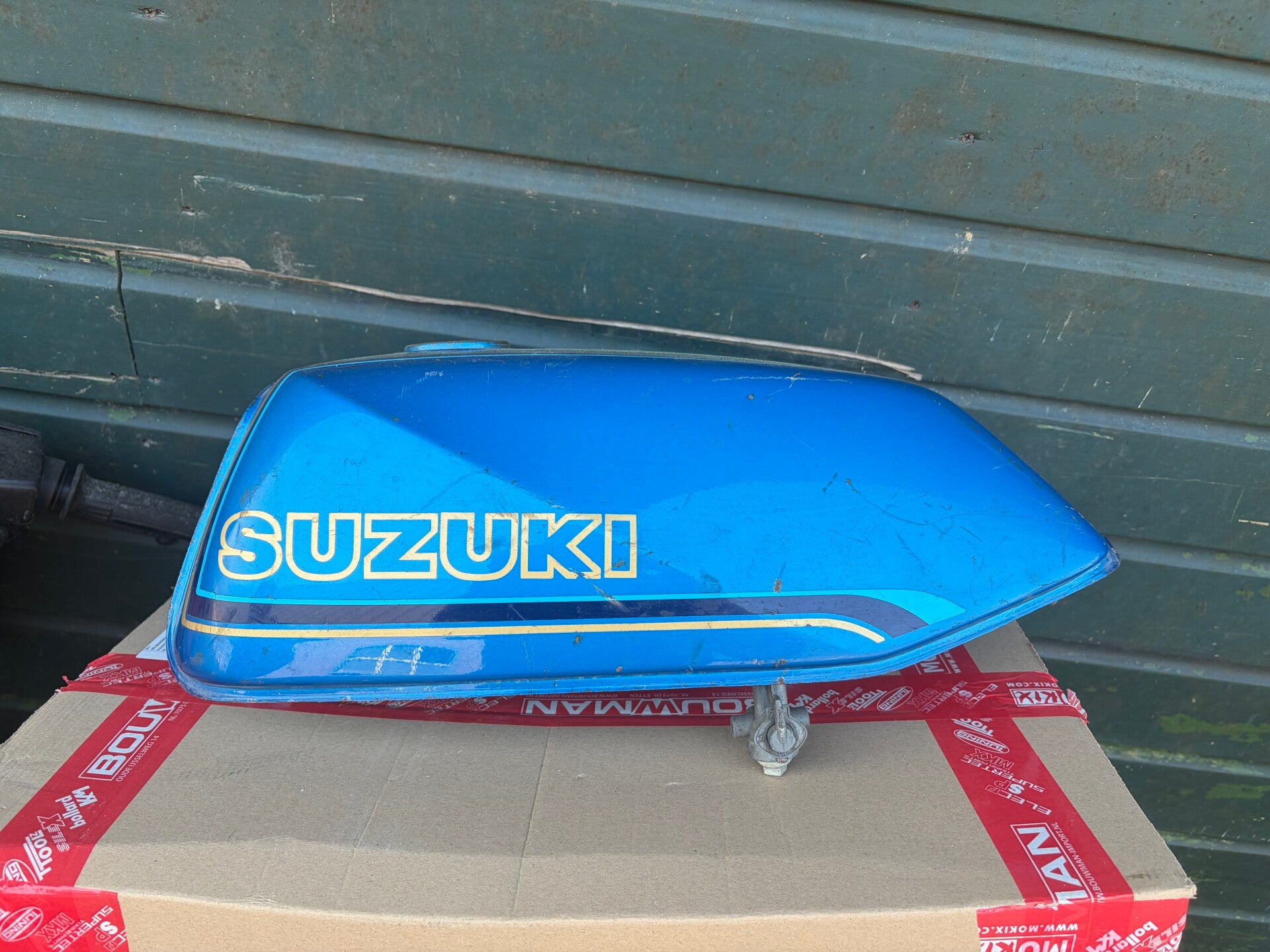 Suzuki Fuel Tank ZR50S - USED - 44100-26460-05H