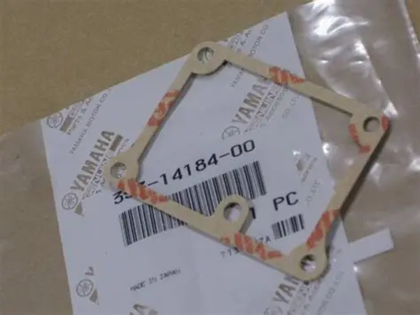 Yamaha Gasket Float Chamber - Vlotterbakpakking - DT50MX/ DT50LC - Original - Belgium