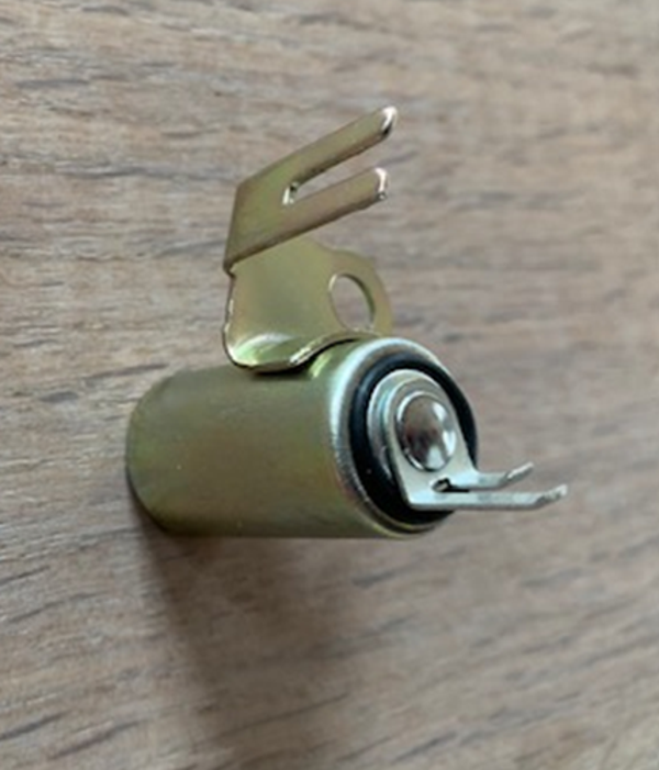 Suzuki RV125 Condensator