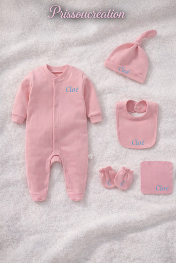 Ensemble naissance bébé