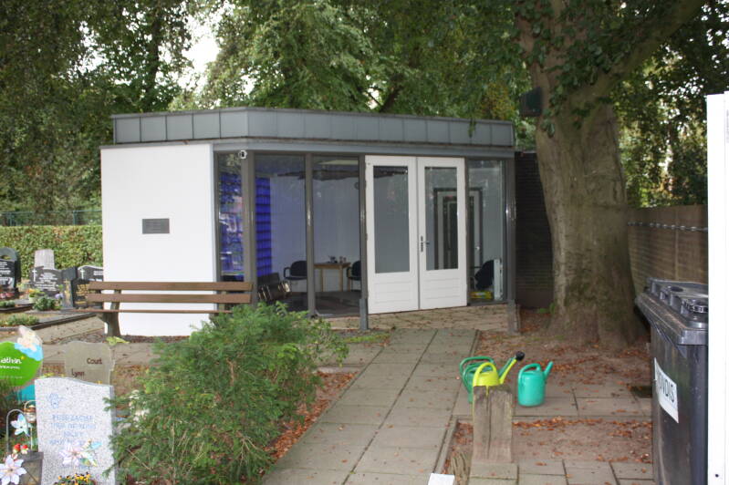Huisje op de begraafplaats in Nijmegen