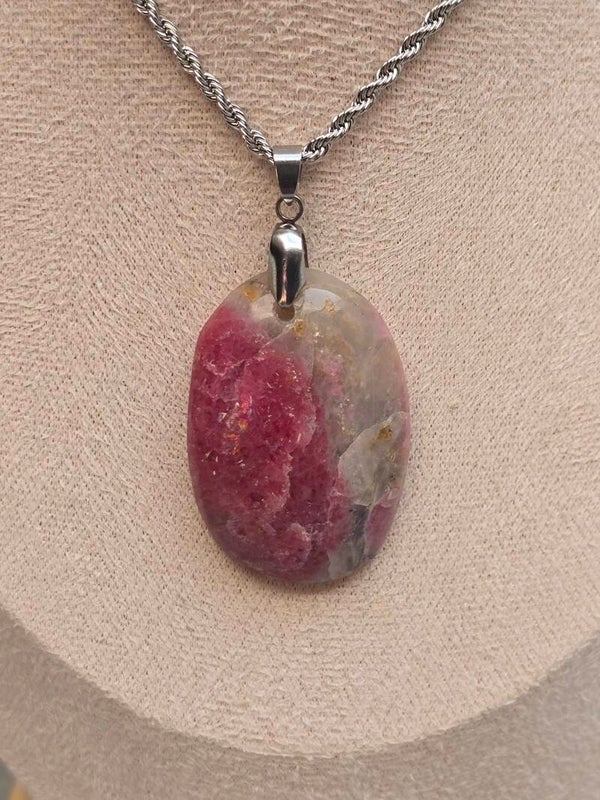 Pendentif rhodonite de Madagascar