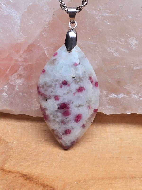 Pendentif Tourmaline Rubellite de Madagascar