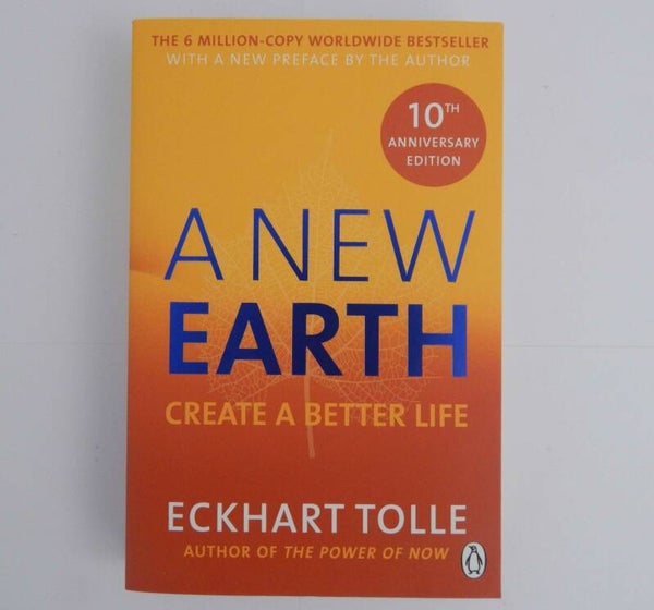 Boek A new earth, create a better life