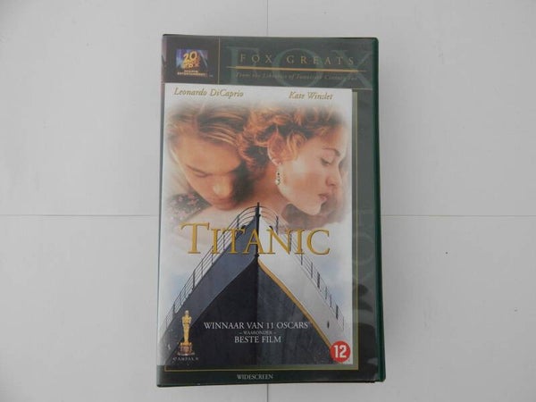 VHS video Titanic (2001)