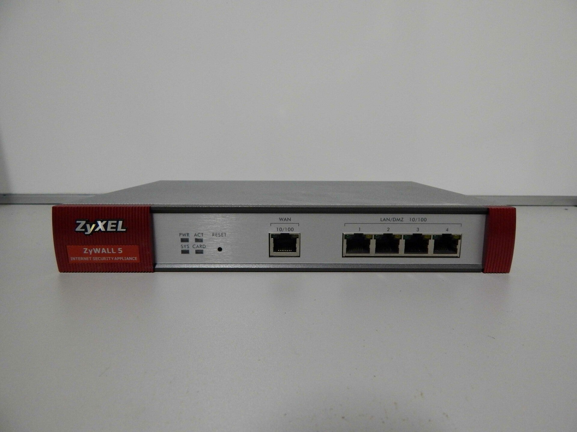 ZyXel Zywall 5 internet security appliance