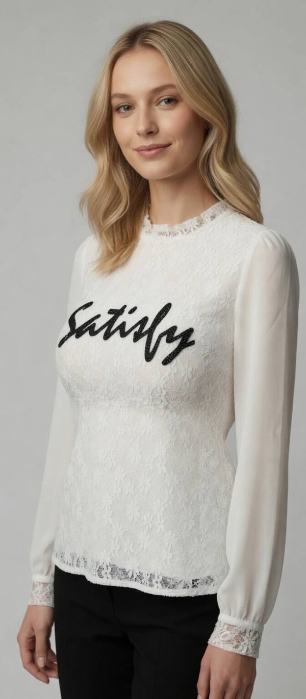 Blouse Blanche Dentelle Effet Transparence – Modèle Satisfy