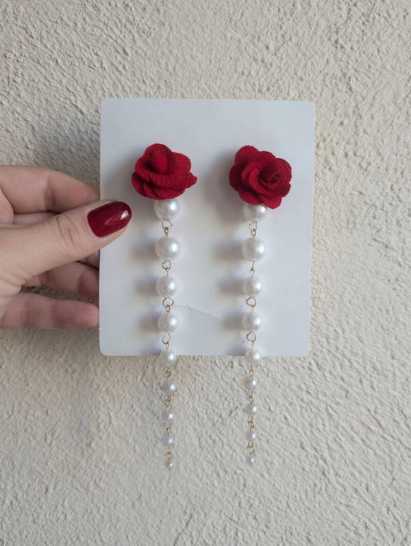 Boucles d’oreilles Roses Rouges & Perles – Élégance Romantique | Longues Pendantes