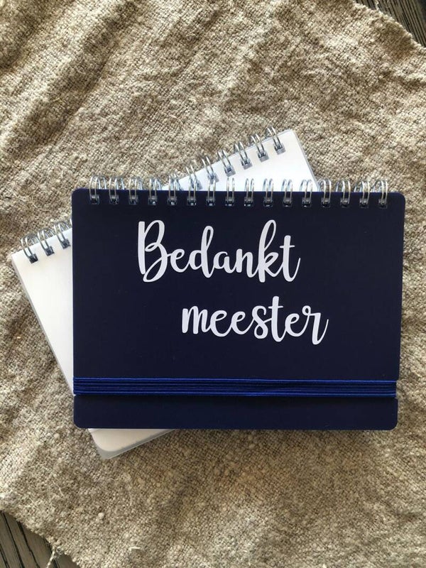Notitieblok A6 met lijntjes - donkerblauw - gepersonaliseerd