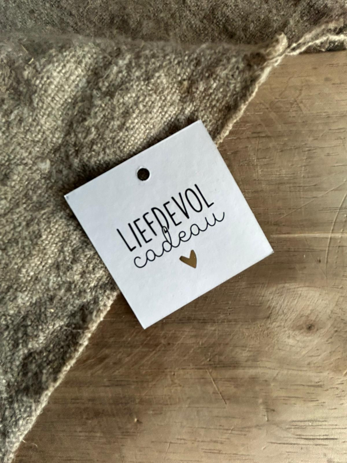 Cadeaulabel - Liefdevol Cadeau - 60x60mm