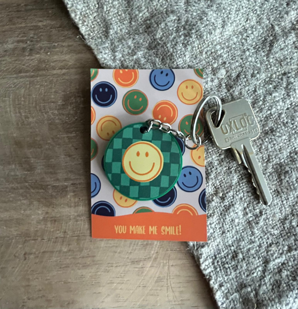 Sleutelhanger D40mm - Smiley geel