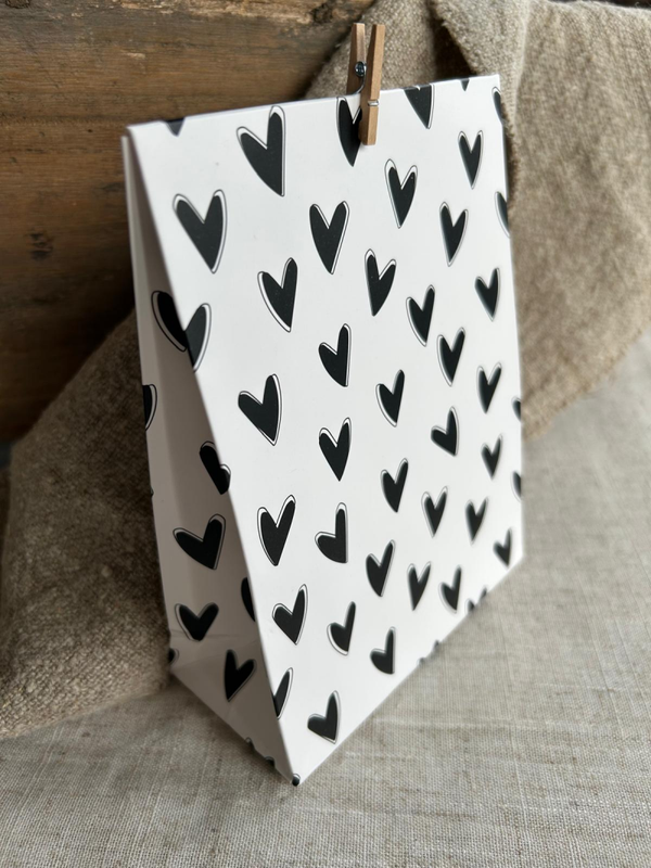 Gift bag - Hartjes zwart/wit - 13x6x17,5 cm
