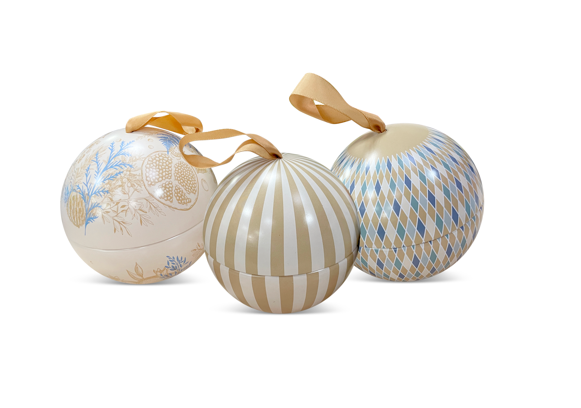 Kerstbal opgevuld met ampulles