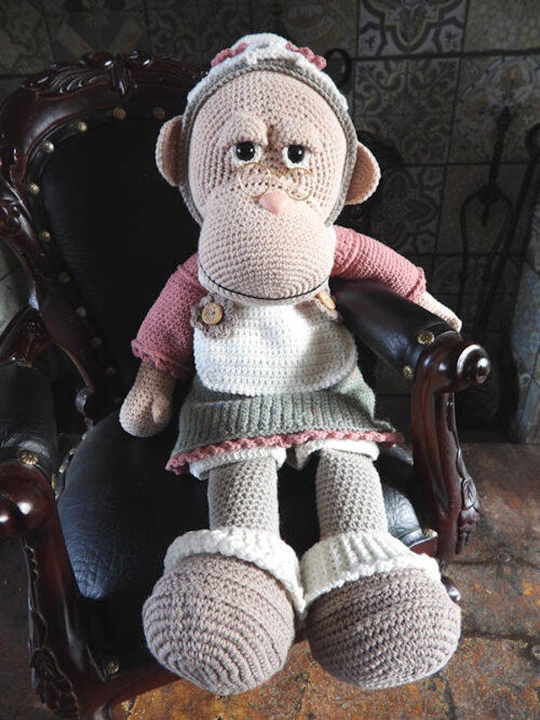 Haakpakket XXL Funny kledingset Vintage Grandma