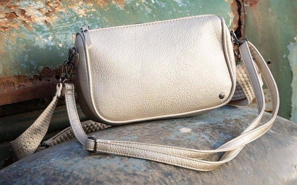 Schoudertasje champagne