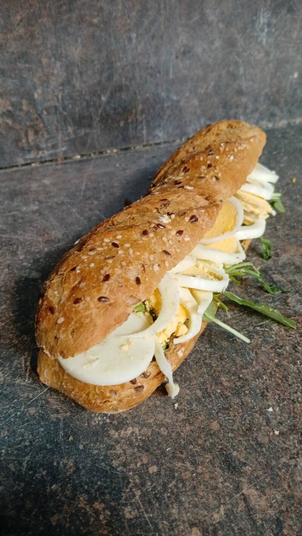 Luxe belegde meergranen stokbroodje " Eitje "