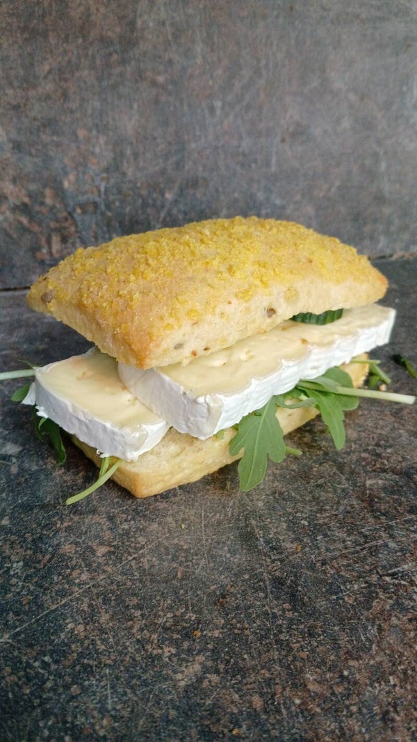 Luxe belegde mais broodje " Brie "