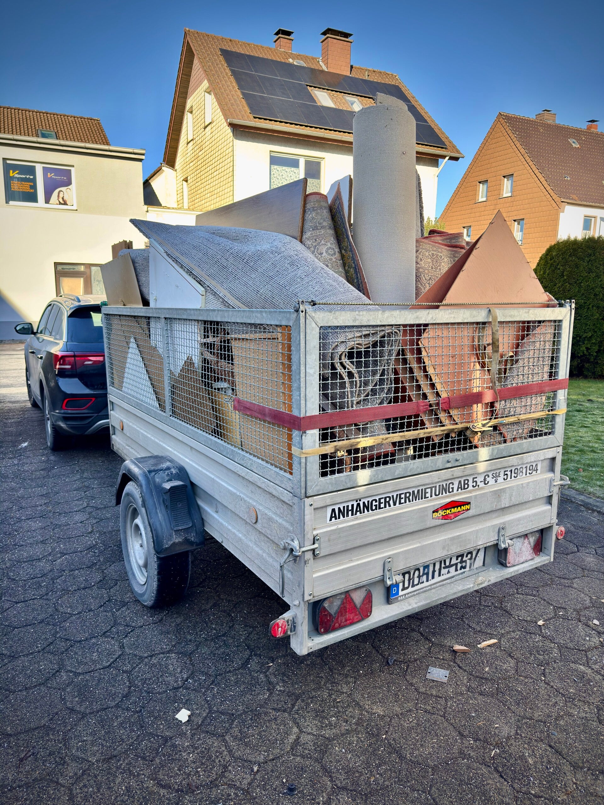 Entsorgung von Mobiliar, Sperrmüll, Holz, Teppichen, Bodenbelägen,