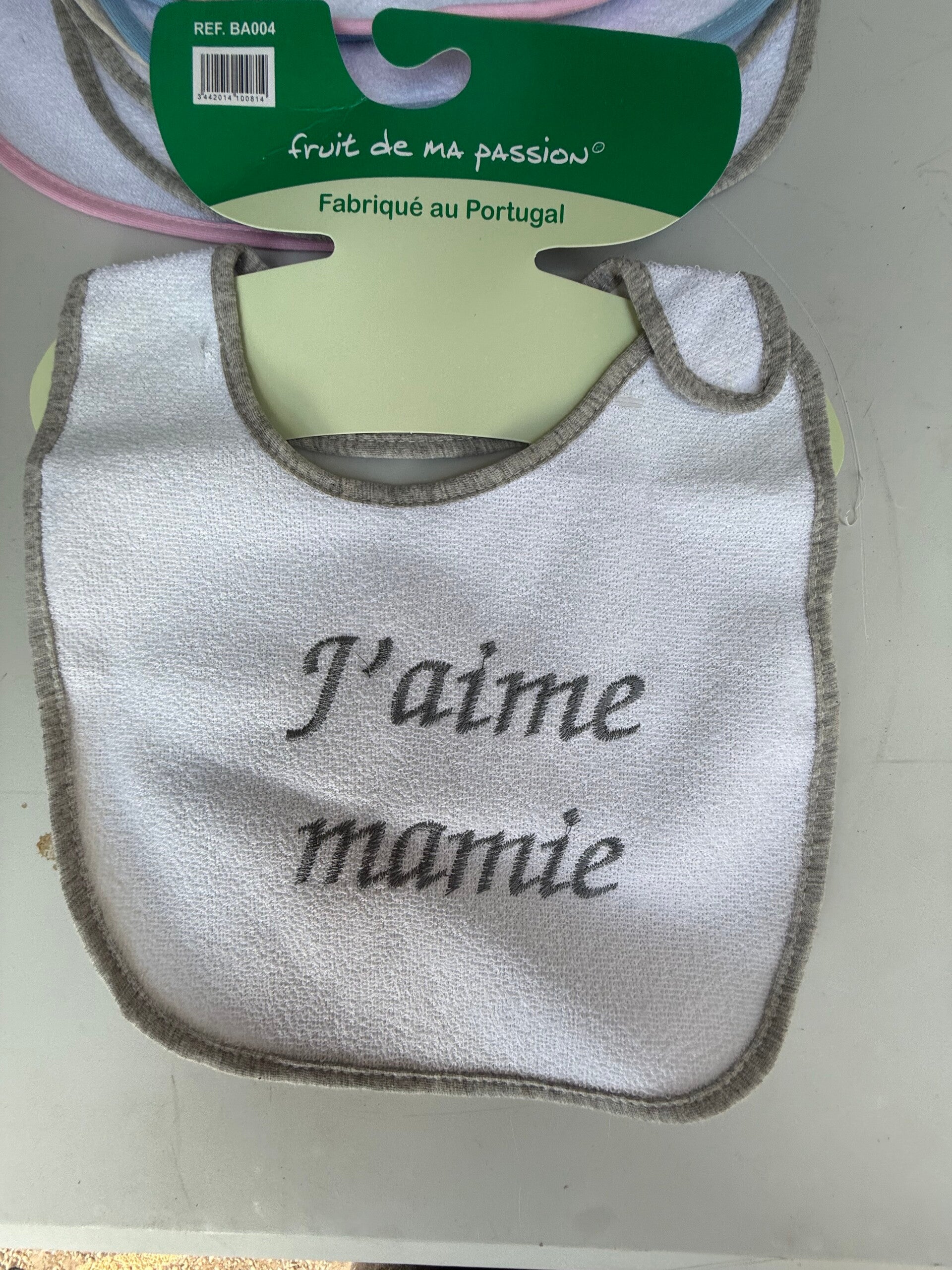 Bavoir gravé