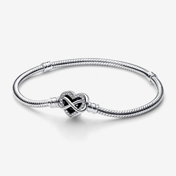 Pandora Moments Sprankelende Snake Chain Armband met Hartsluiting 592645C01