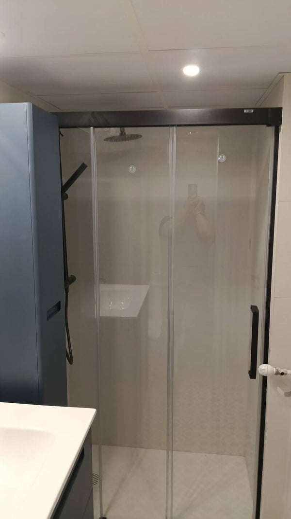 Instalación de mampara