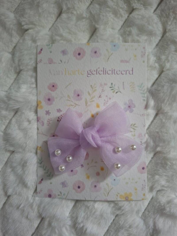 Cadeaukaart strik met parels lila