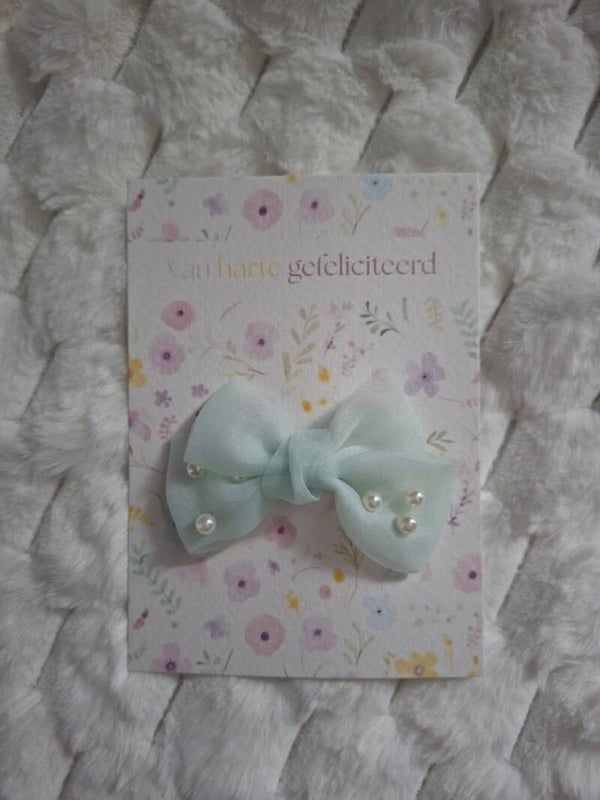 Cadeaukaart strik met parels mint