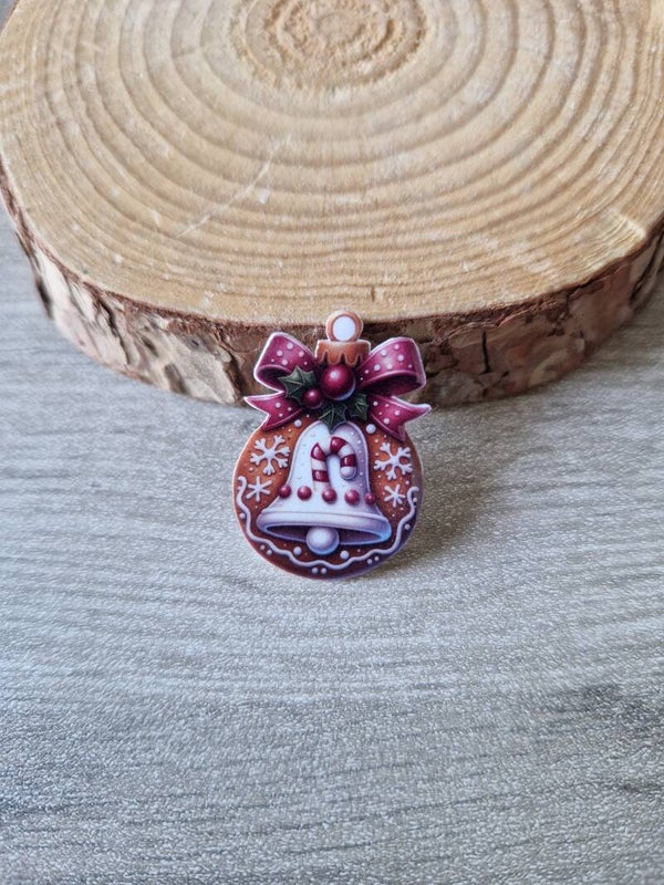 Pin's boule de Noël,