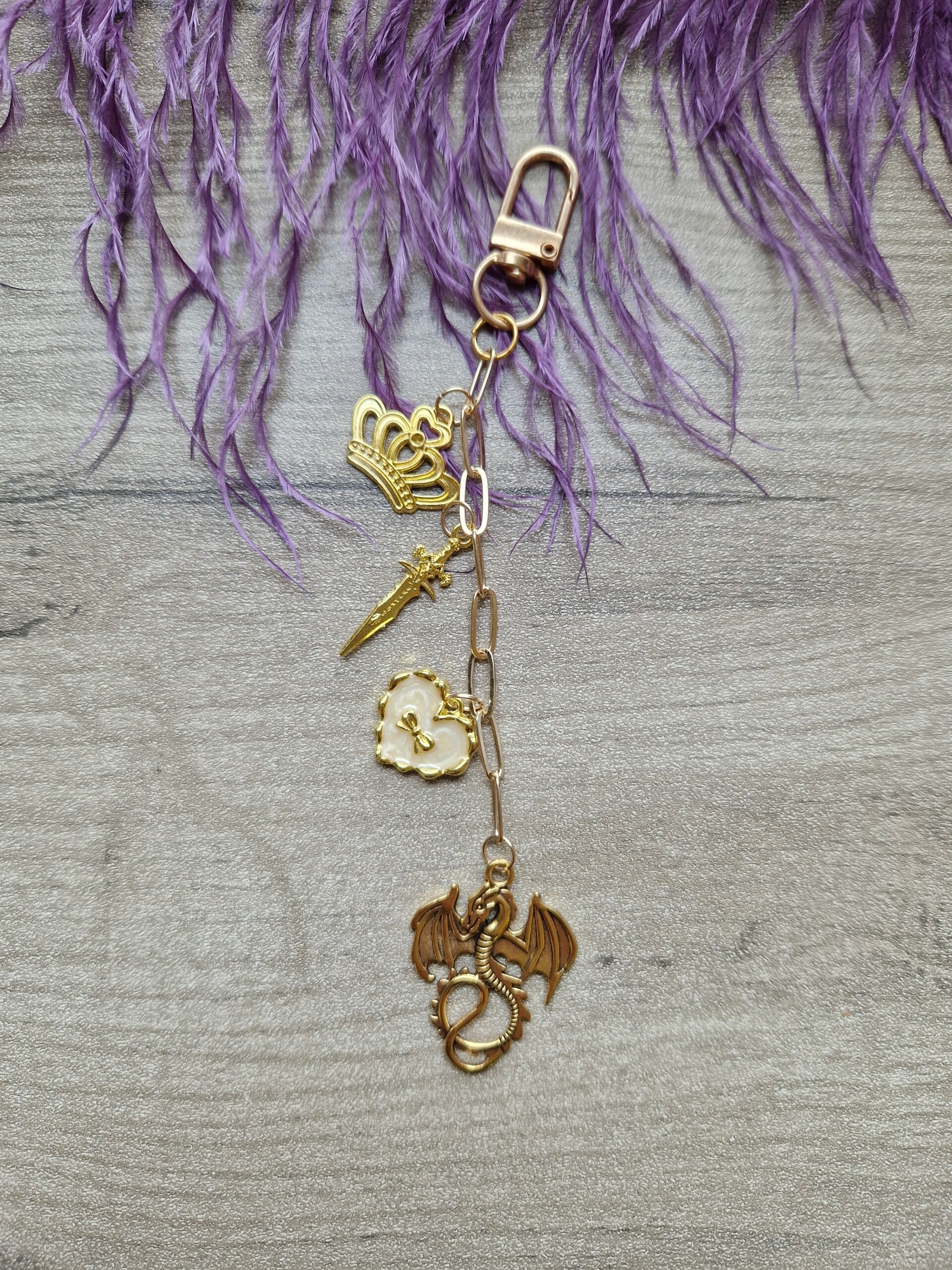 Porte-clés breloque dragon doré,