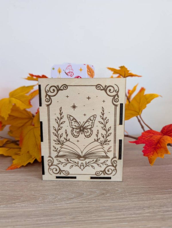 Boîte en bois papillon,