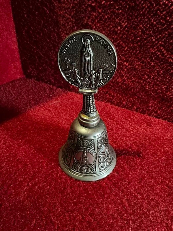 Oude Liturgische Bel van O.L.V. Fatima – Religieus Decoratief Item met Betekenis