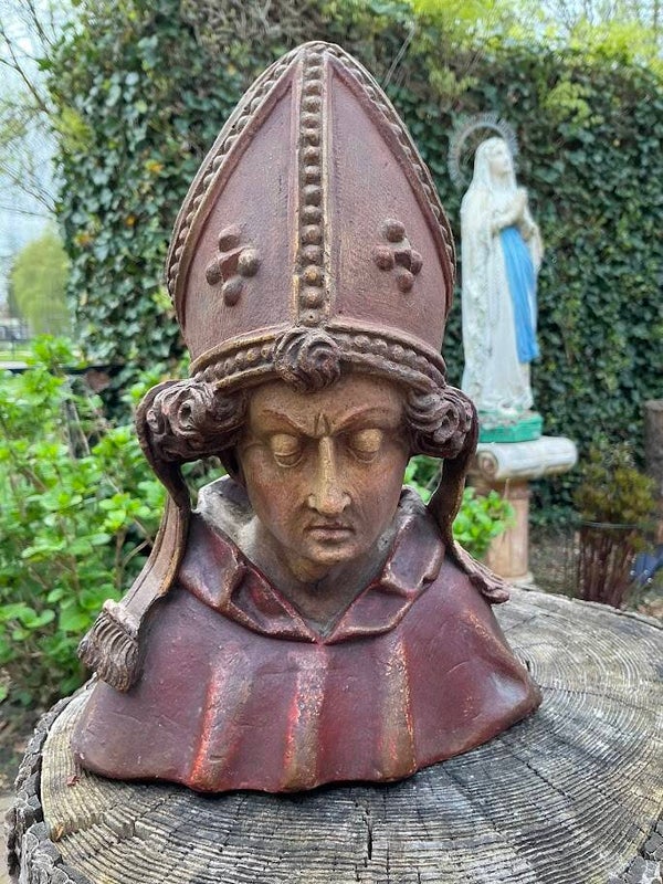 Zeldzaam borstbeeld – Sint Willibrordus (begin 20e eeuw)