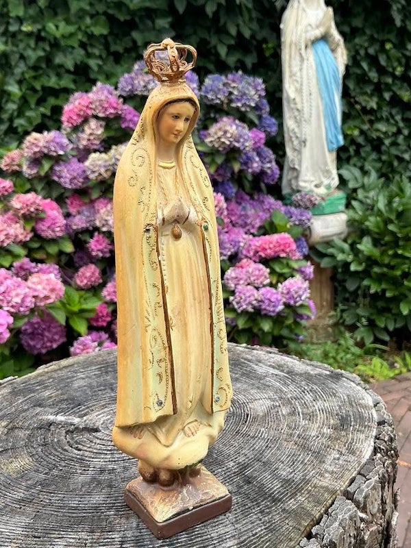Antiek heilige beeld O.L.V. Fatima